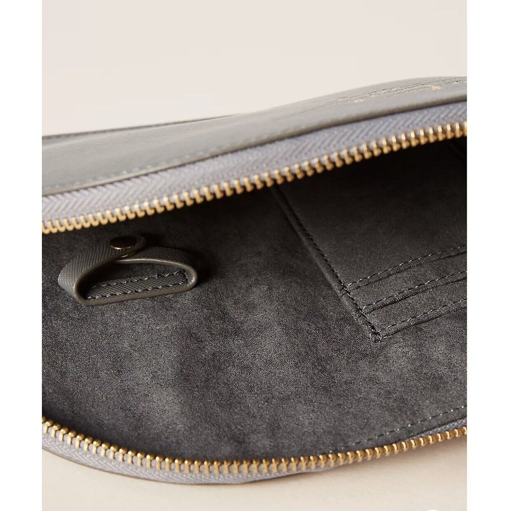 Anthropologie Luna Monochrome Commuter Clutch Pouch Bag NWT - Picture 2 of 8